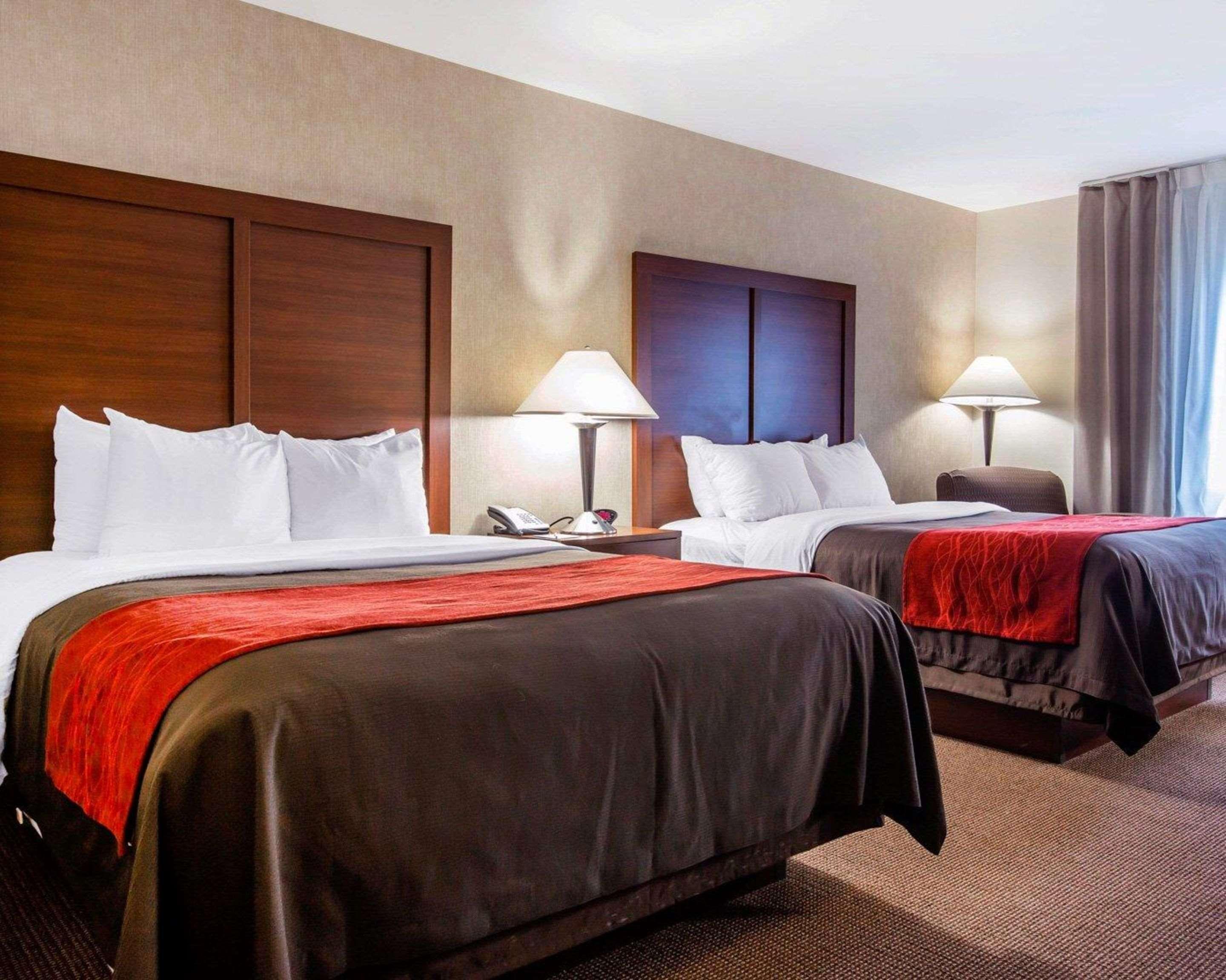 Comfort Inn & Suites Adj To Akwesasne Mohawk Casino Hogansburg Eksteriør billede